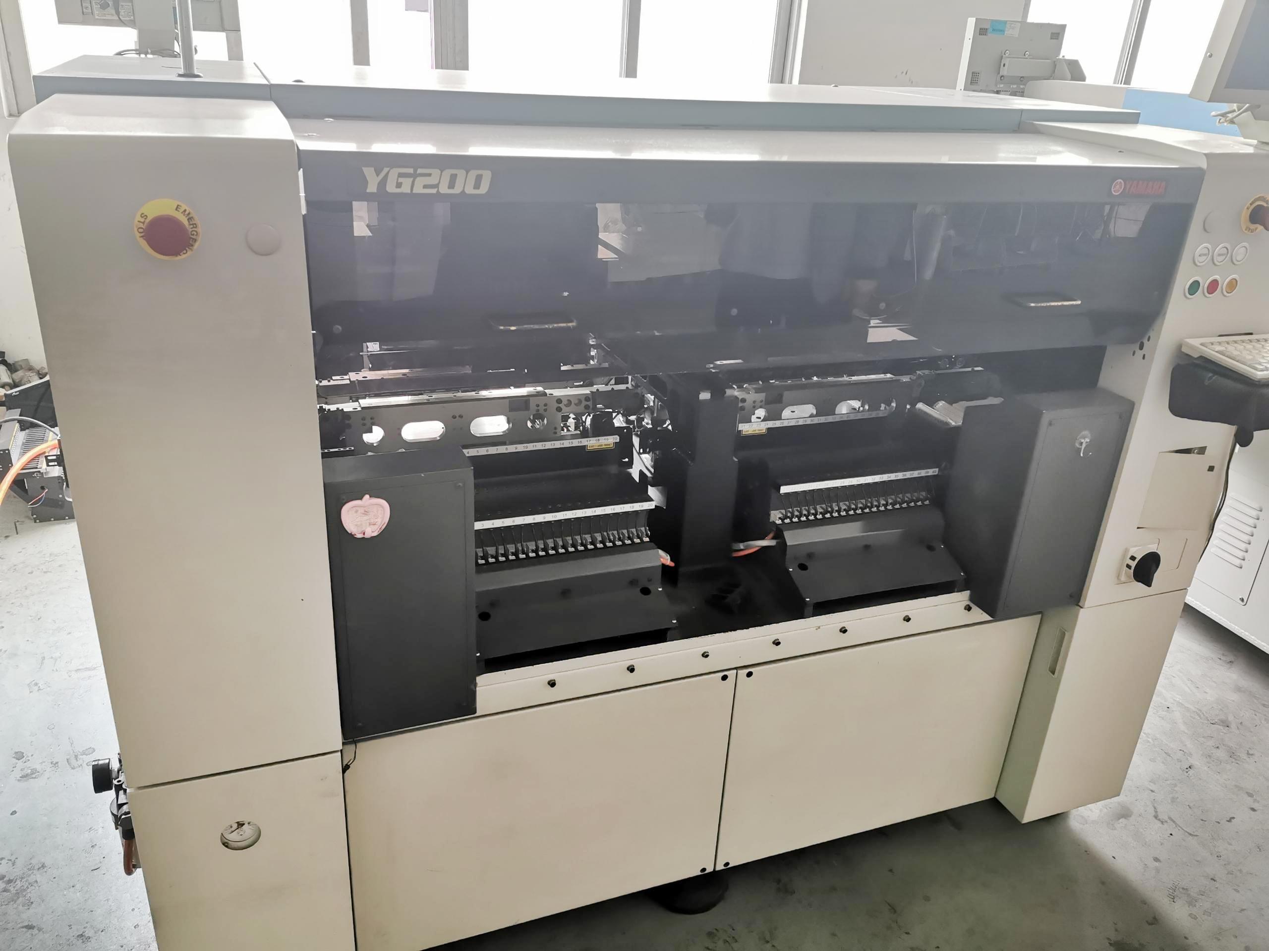 Yamaha YG200 pick and place machine - Image 4